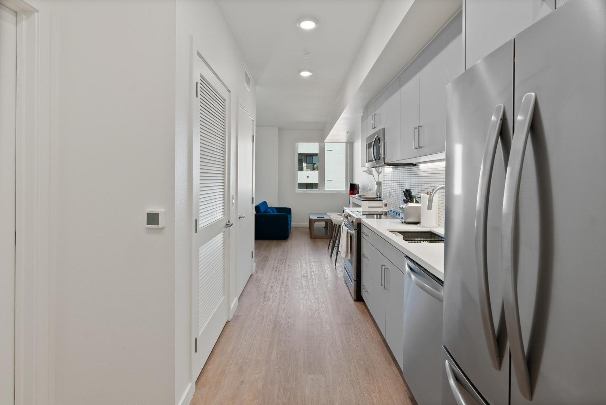 Bright Studio On Sunset Blvd, Free Parking, Gym, And Pool ลอสแอนเจลิส ภายนอก รูปภาพ